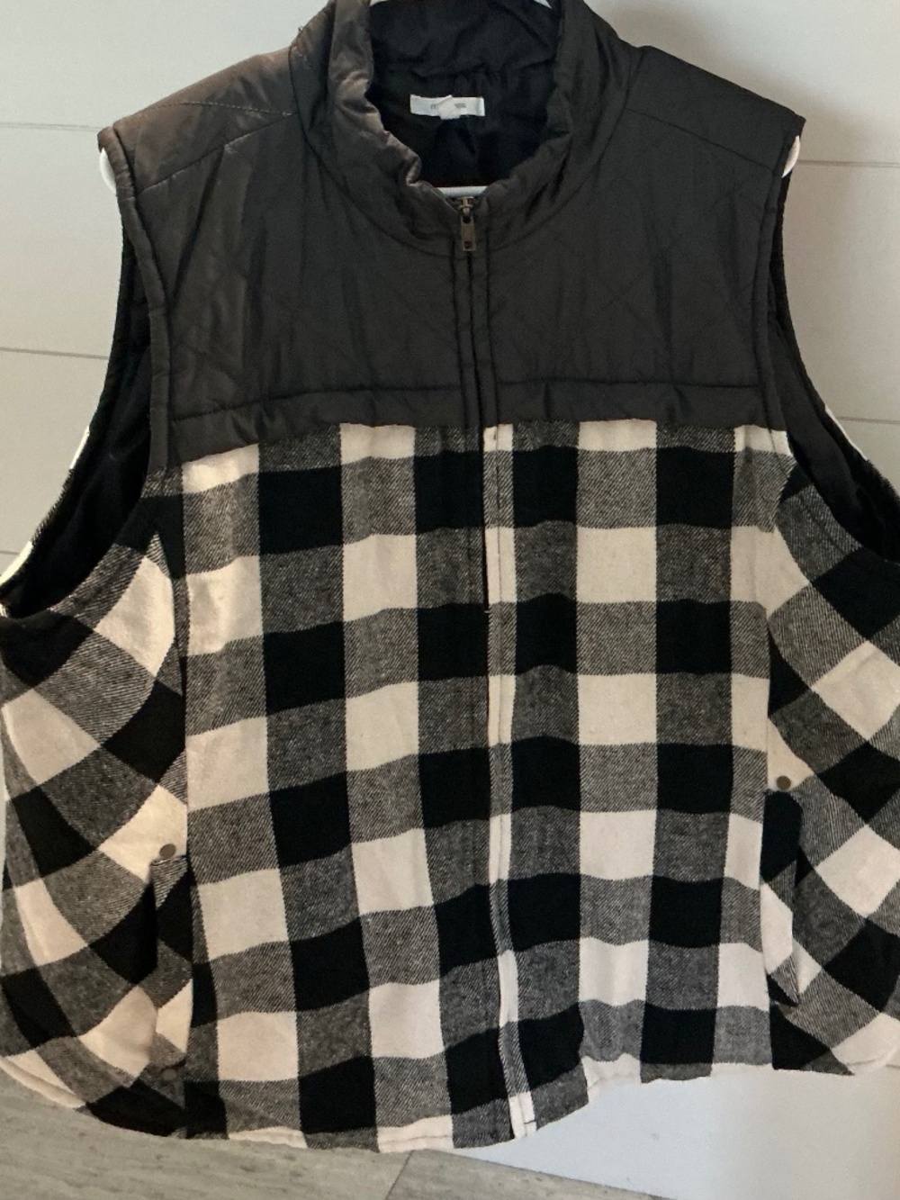 Outdoor Vest